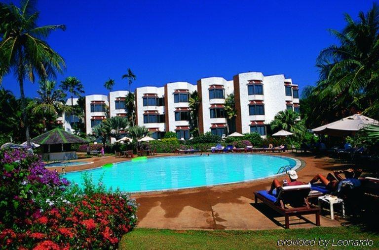 Palmeraie Beach Hotel, Rayong Ban Ang 외부 사진