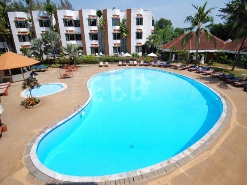 Palmeraie Beach Hotel, Rayong Ban Ang 외부 사진