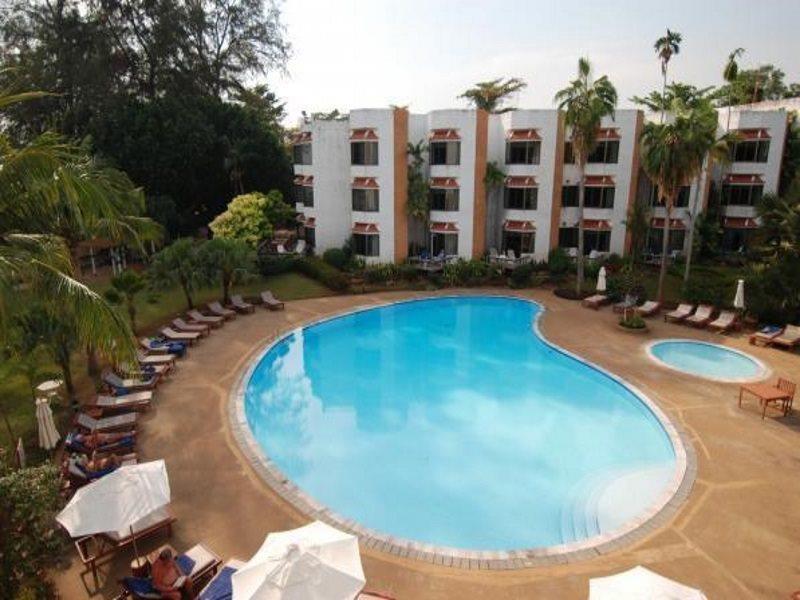 Palmeraie Beach Hotel, Rayong Ban Ang 외부 사진